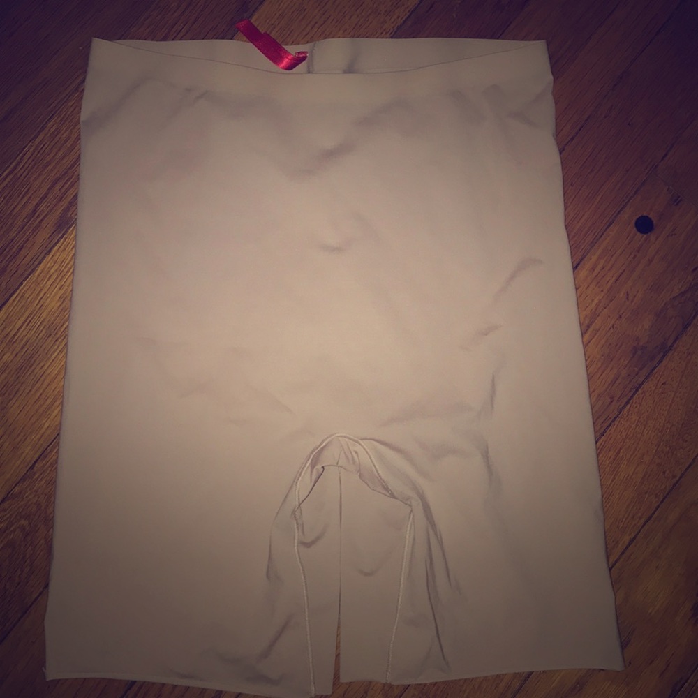BNWOT Spanx!!!! Size medium